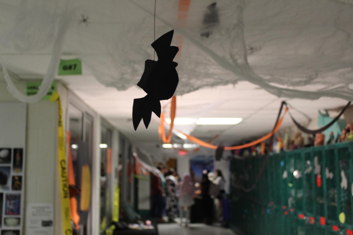 WJ students create spooky Halloween hallways