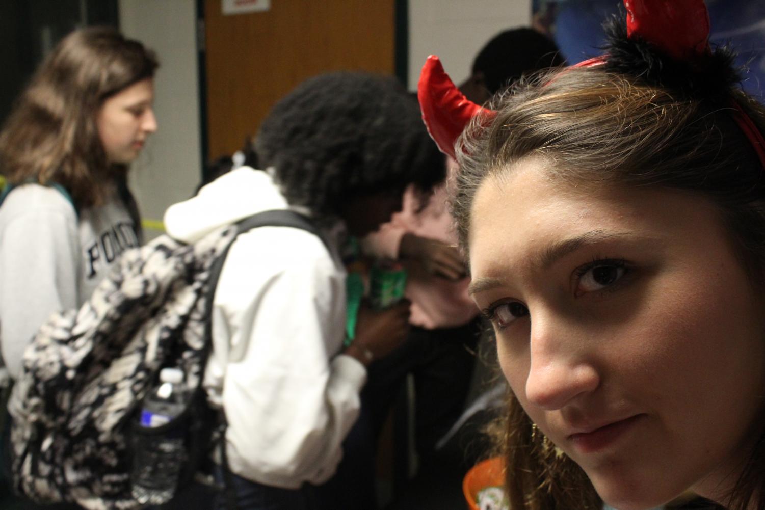 WJ students create spooky Halloween hallways