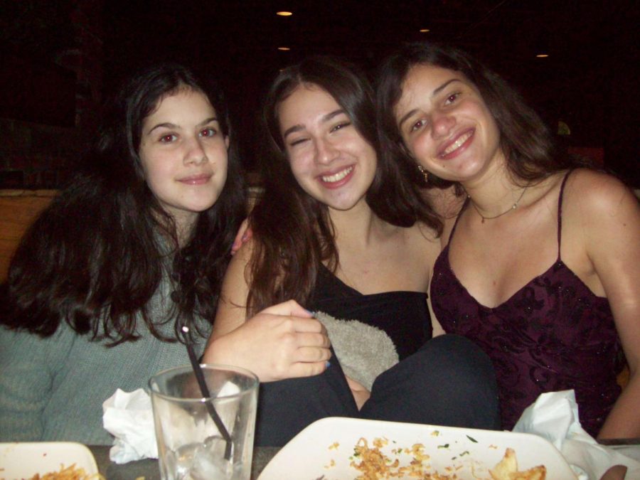 Sophomores Yael Rotman, Rona Shacham and Lizzie Kotlove enjoy an outdoor dinner at Matchbox in Rockville for their foco celebration. They enjoyed having a more laid-back celebration than normal, but missed the usual Homecoming festivities that couldn't take place due to COVID.