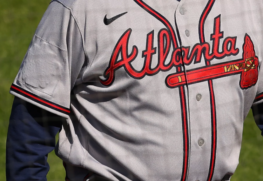 Atlanta, GA, USA. 09th Apr, 2022. The 2021 World Series Champions patch is  displayed on the right sleeve of the Atlanta Braves jersey during a MLB  game between the Atlanta Braves and