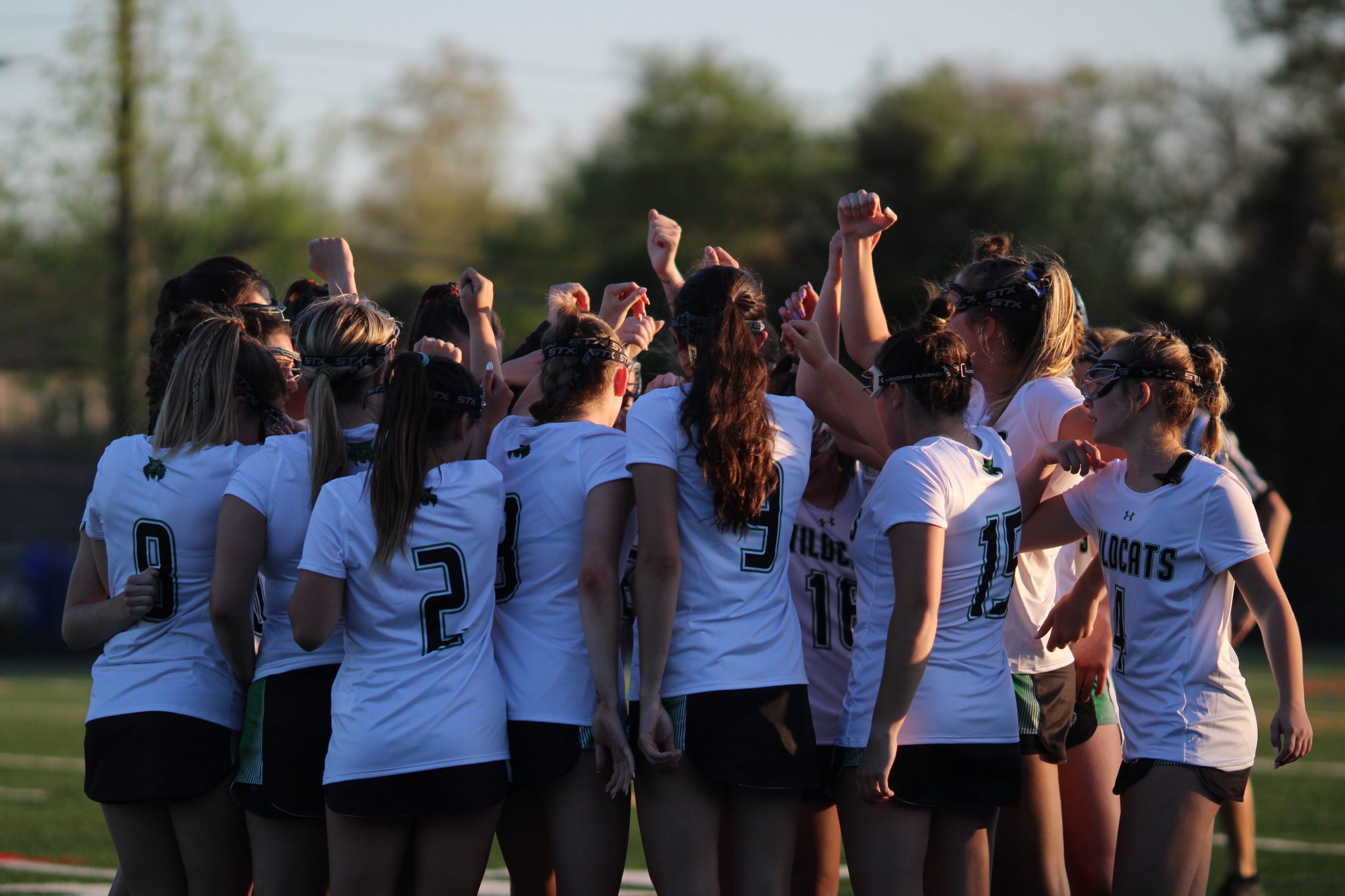 Girls' lacrosse pushes past Barons, improve to four wins