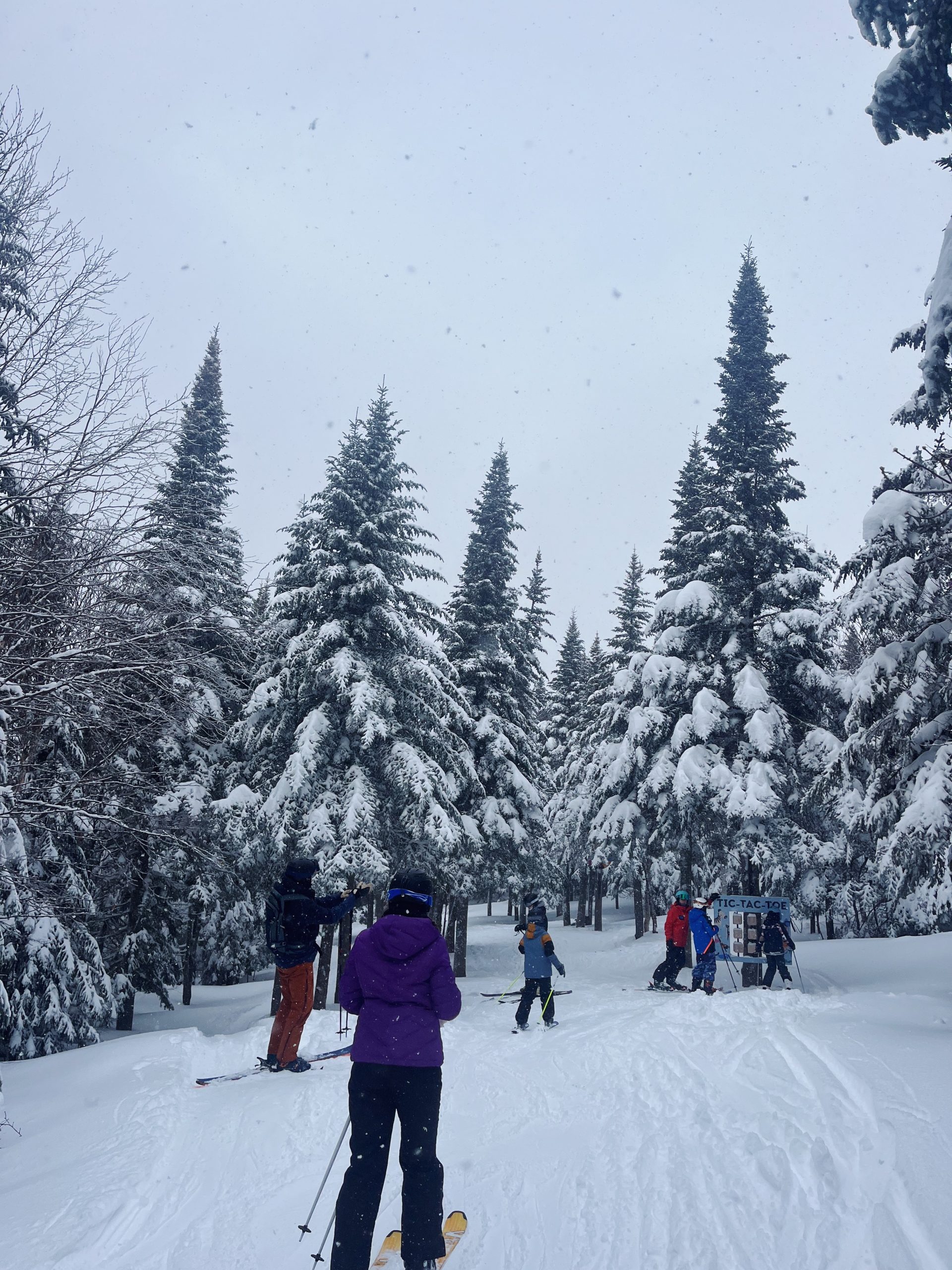Students+embark+on+ski+trip+in+Canada