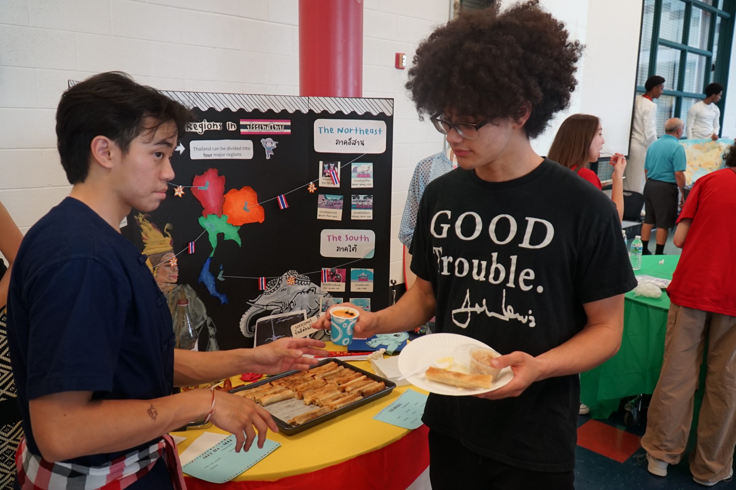 International night celebrates multitudes of food and culture