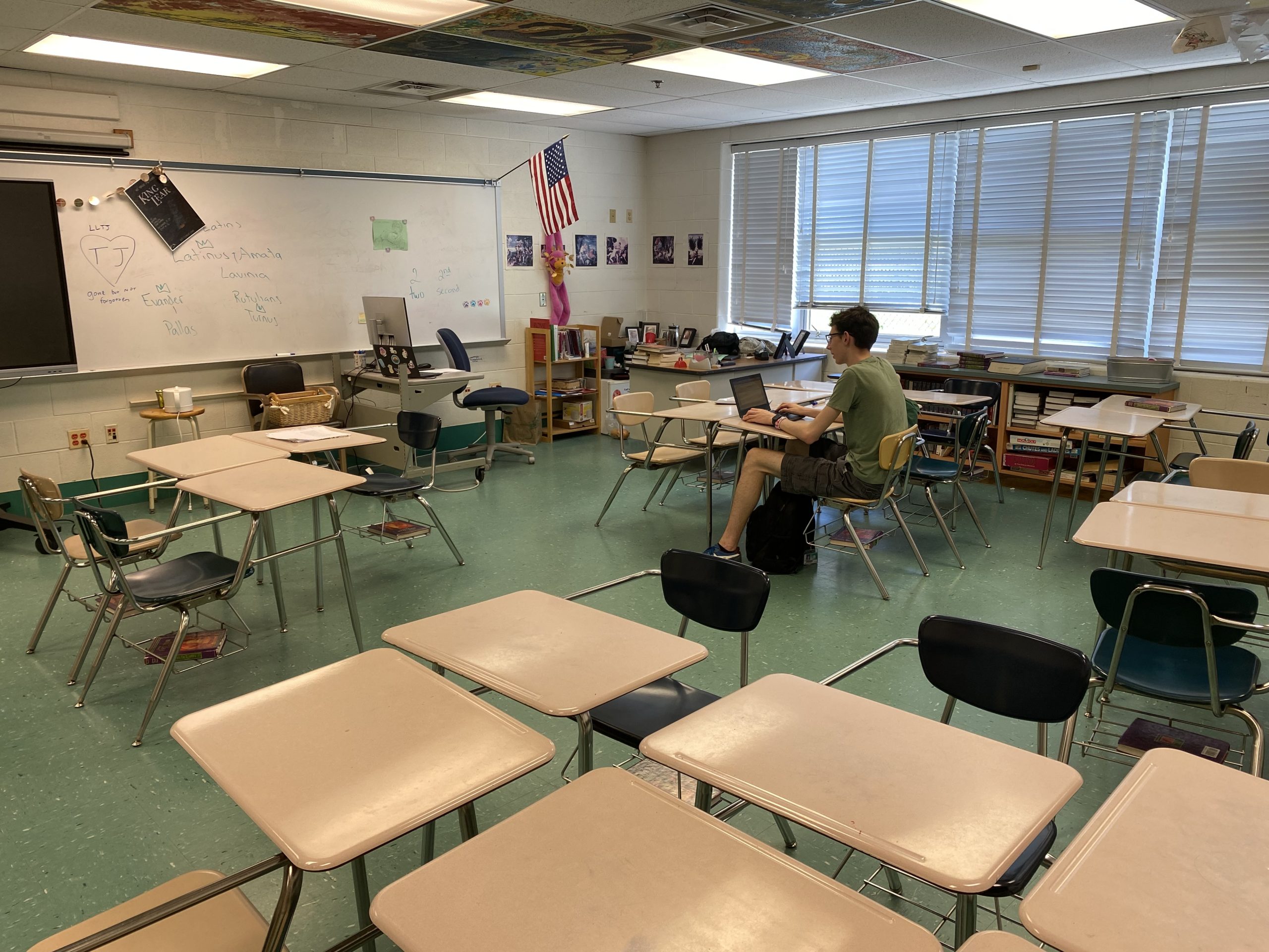 Photo+gallery%3A+Emptiest+classes+after+senior+exodus