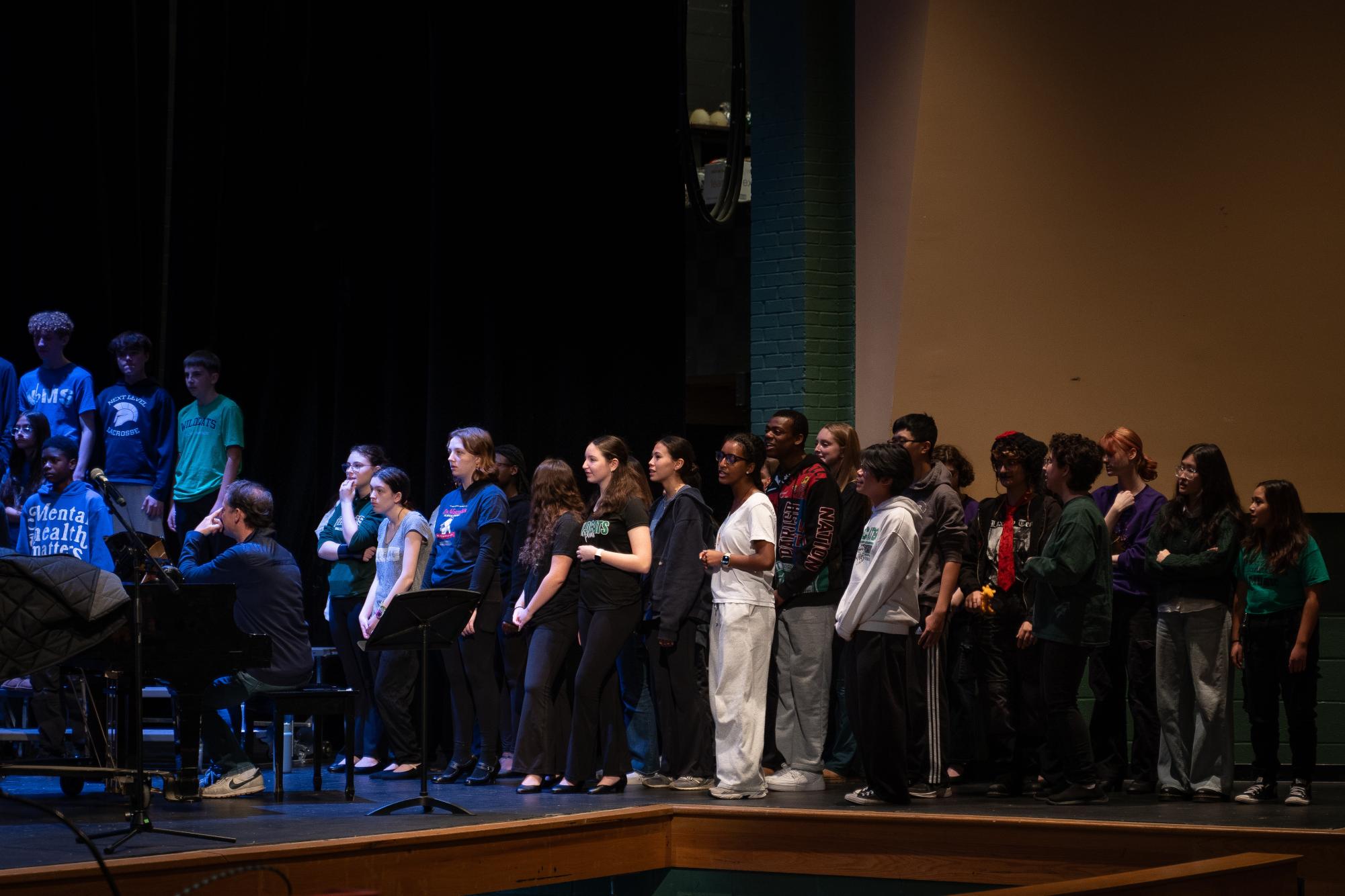 Photo Gallery: Middle schoolers visit WJ chorus