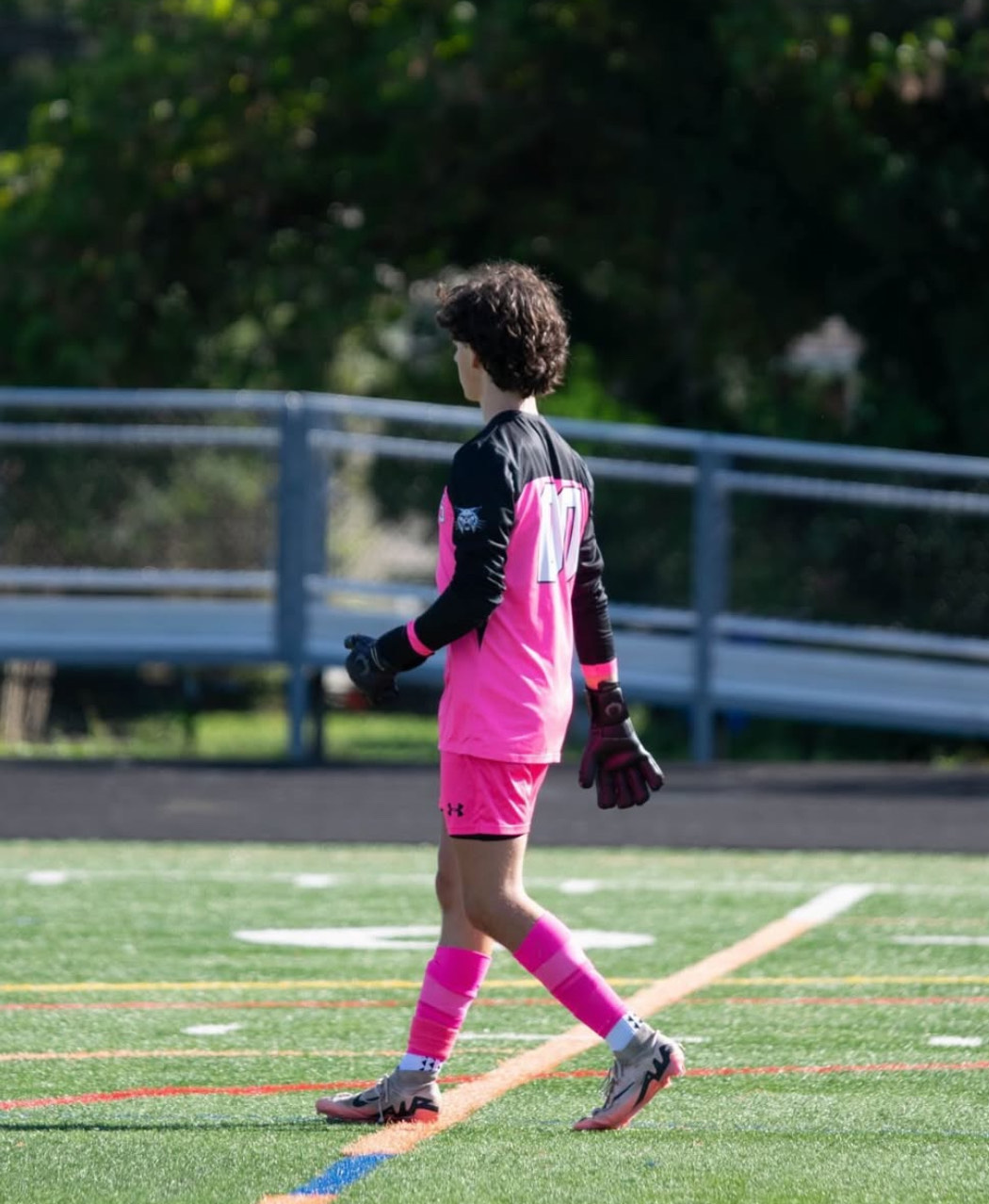 Senior goaltender Parker Lamoureux awaits a shot from the opposing team. Lamoureux and the Wildcats look to improve upon their second round exit from the playoffs last season at the hands of Whitman, their opponent in their third game of the season. (Courtesy Parker Lamoureux)