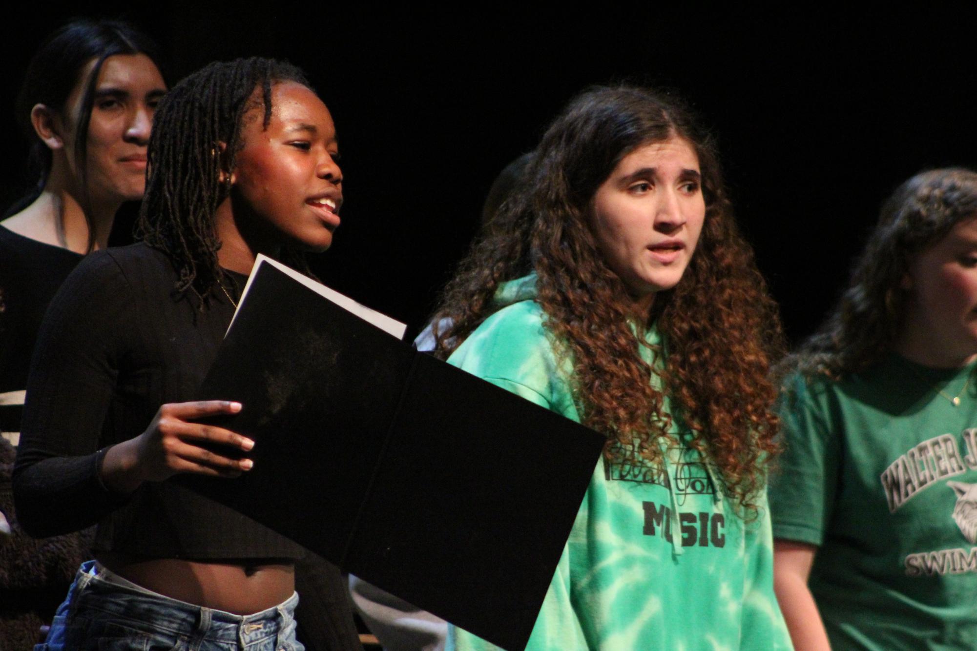Photo Gallery: 8th grade choral invite