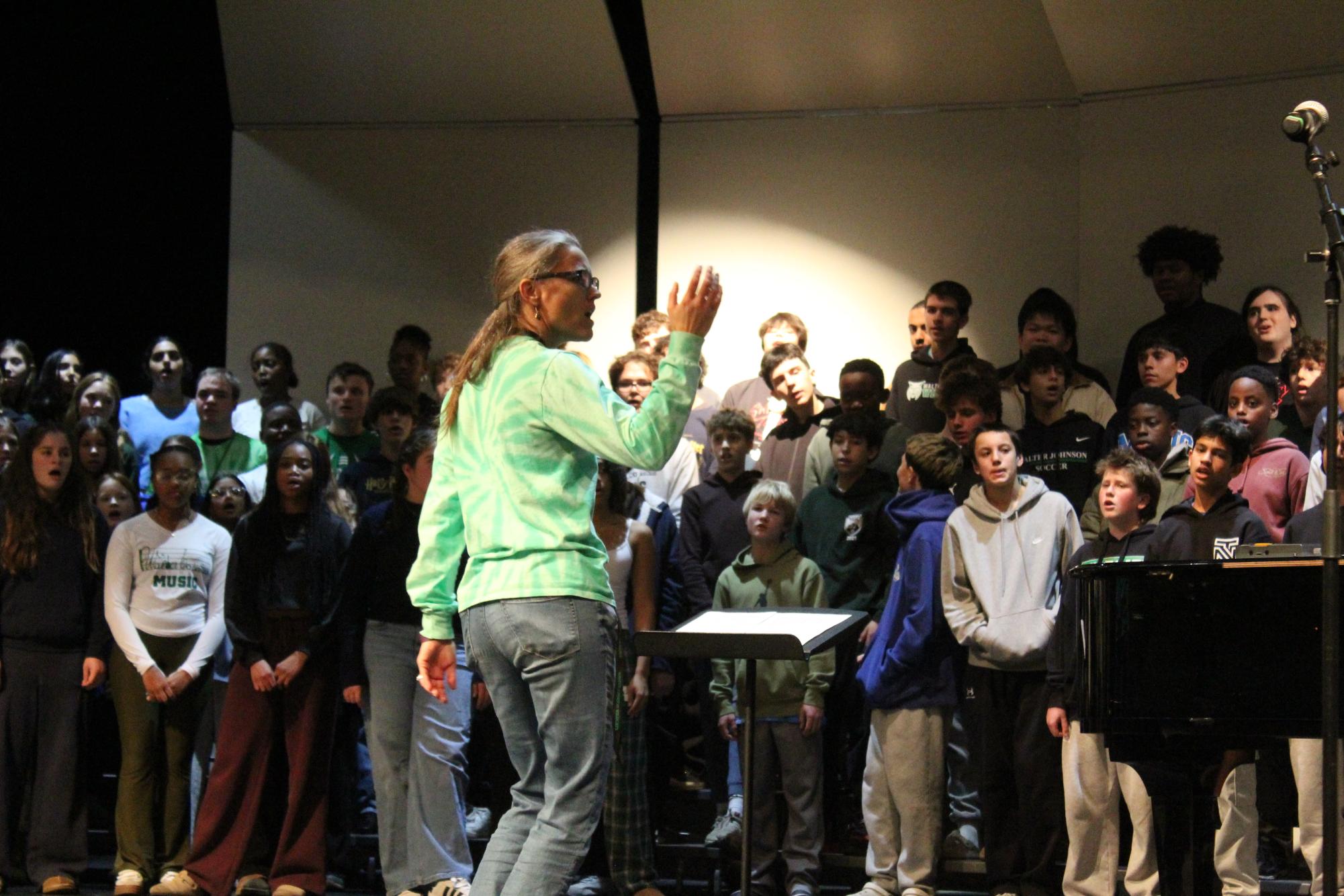 Photo Gallery: 8th grade choral invite
