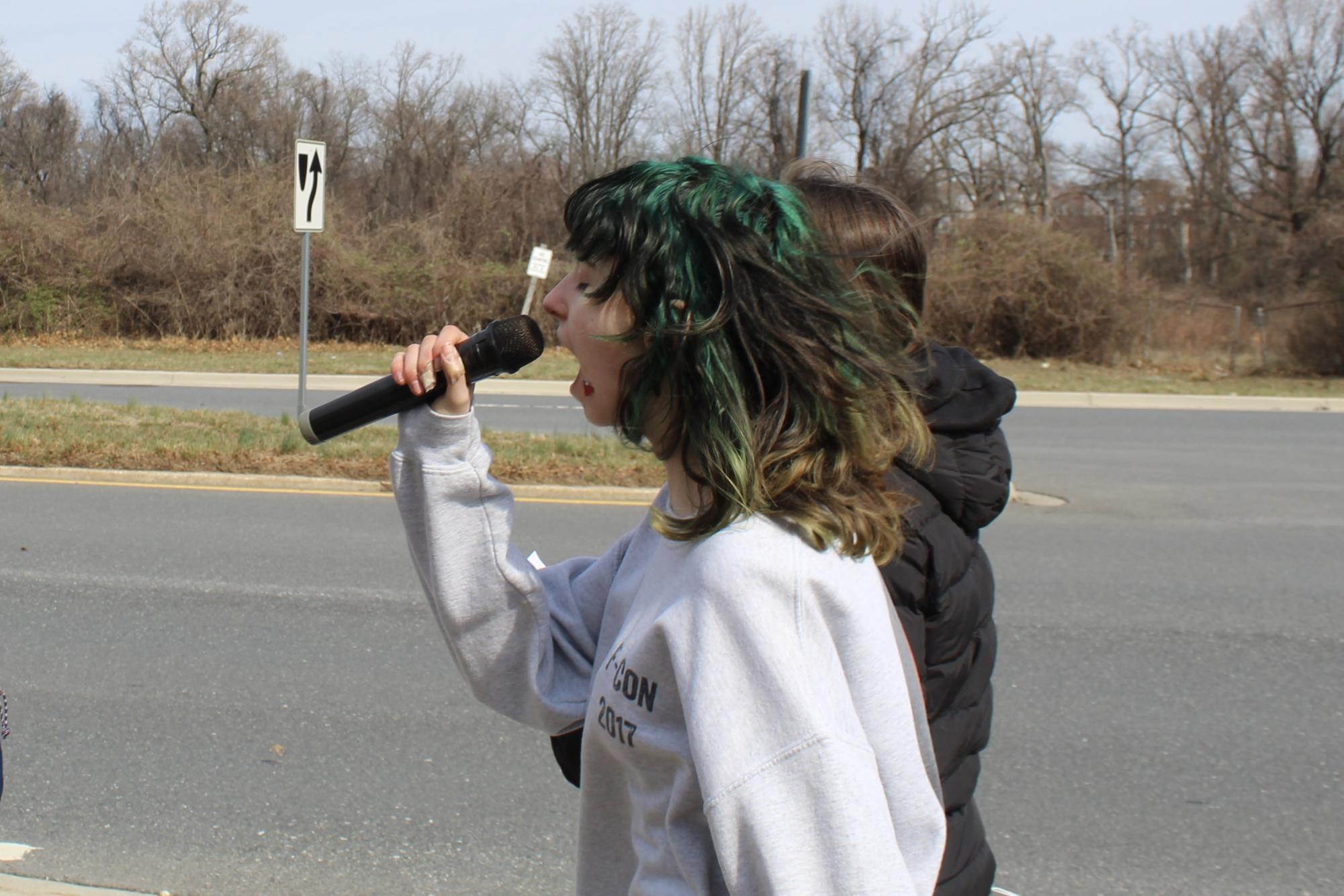 Northwood, WJ students unite in walkout against ICE