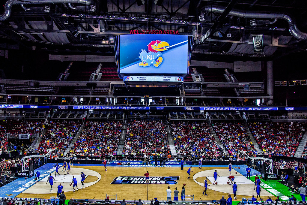 The favorites in the tournament this year include the Kansas Jayhawks, Duke Blue Devils and the UConn Huskies
(Courtesy: Flickr)