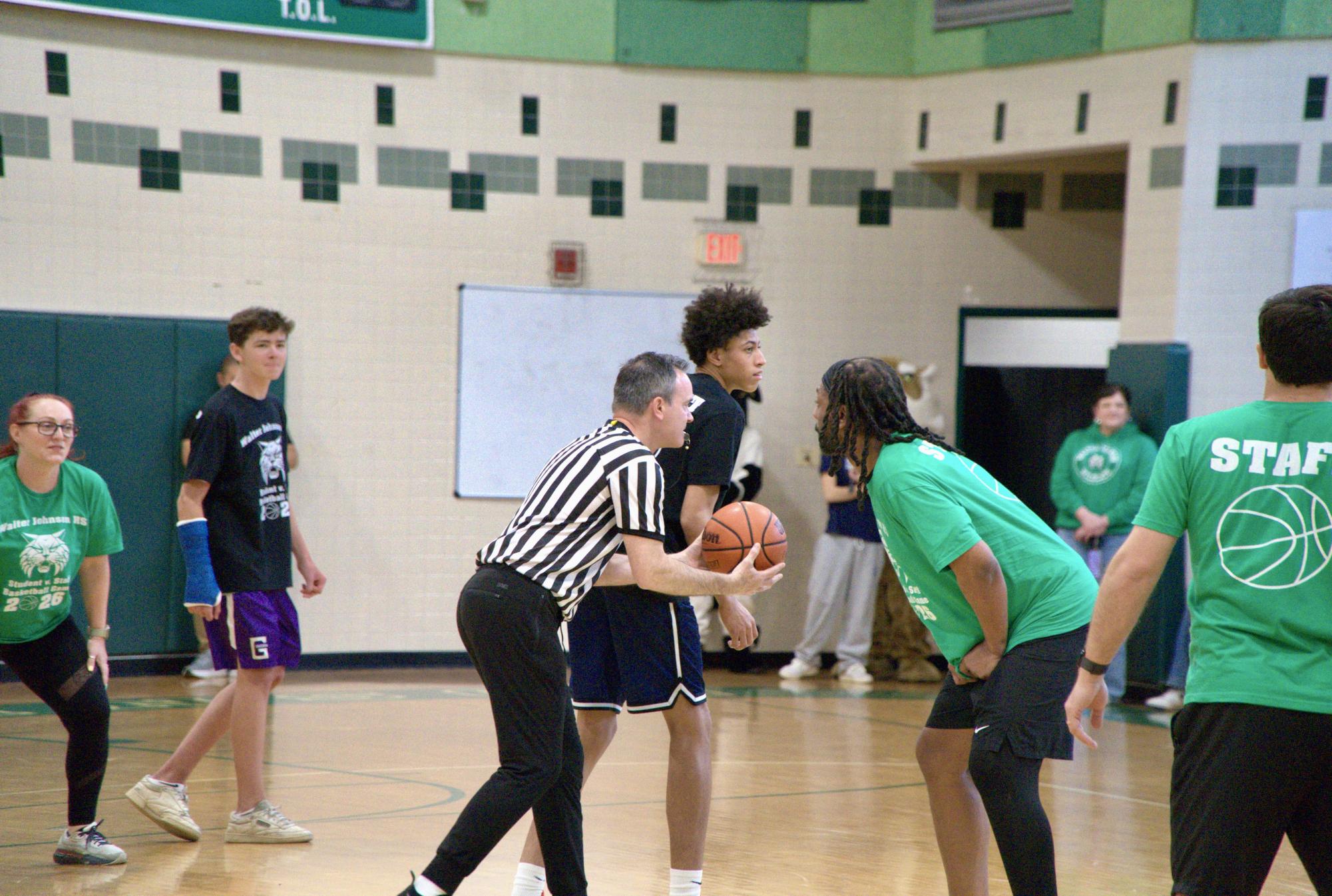 Photo gallery: Student vs. staff basketball game