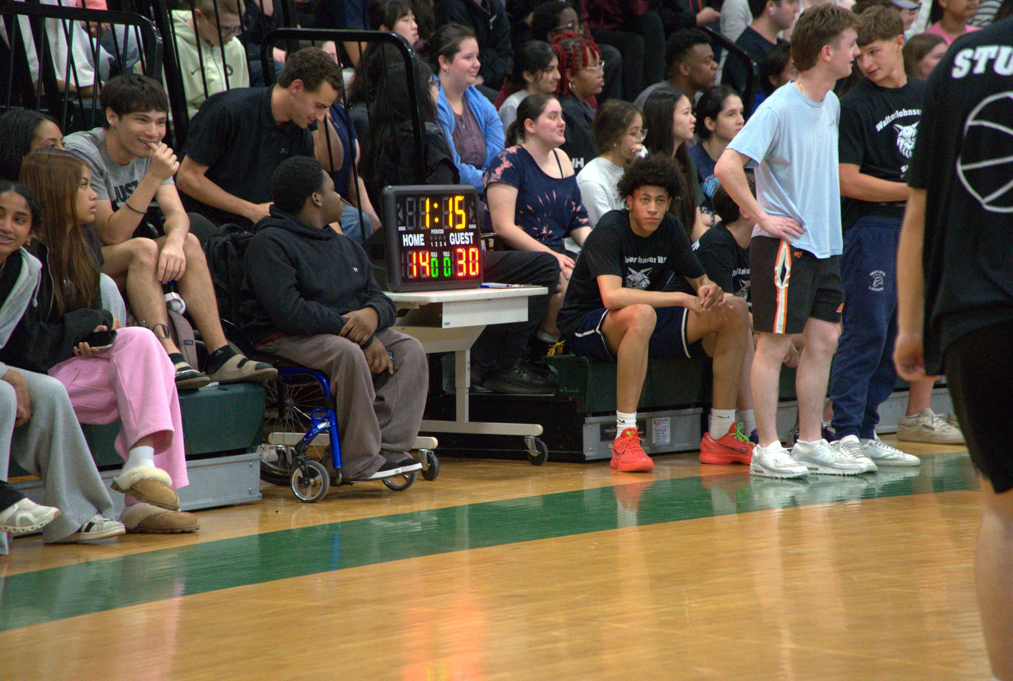Photo gallery: Student vs. staff basketball game